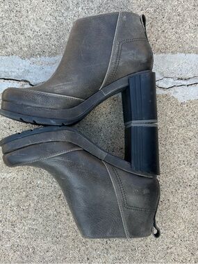 Sorel Blocky Heel